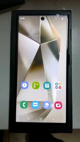 Smartphone 3 factory - smartphone,